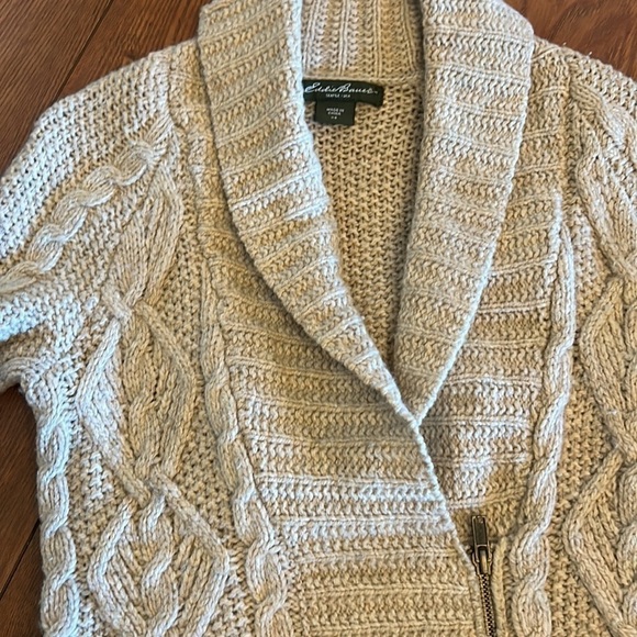 Fall outfit 🍁 - Picture 2 of 11